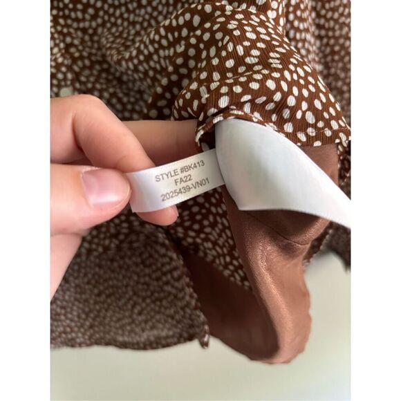 J. Crew Factory SZ XS Brown and White Ruffle Button Up Blouse Preppy Careerwear - Picture 5 of 7